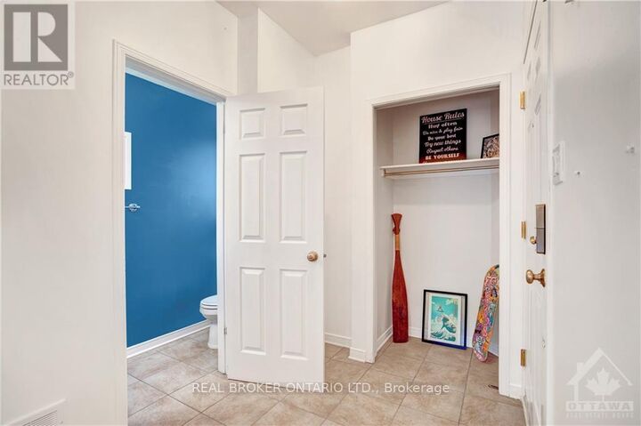 Property Photo:  292 London Terrace  ON K1K 2W2 