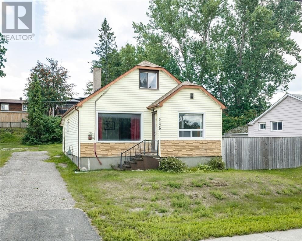 Property Photo:  3426 Falconbridge Highway  ON P3L 1E5 
