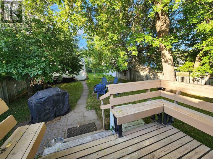 Property Photo: 587 Tupper St ON P7A 4A1