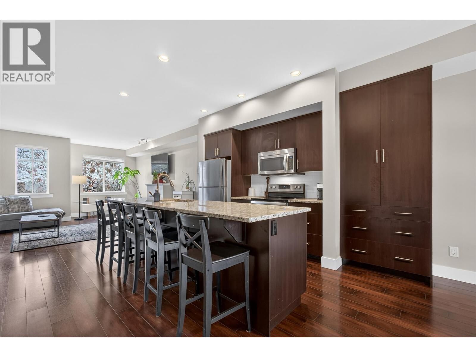 Property Photo: 433 McCarren Avenue 9 BC V1W 4T8