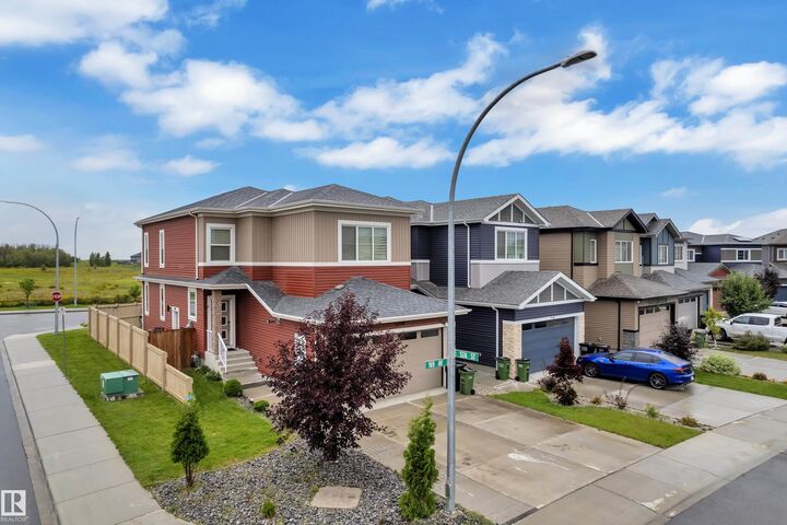 Property Photo:  5228 169 Ave NW NW  AB T5Y 0R7 