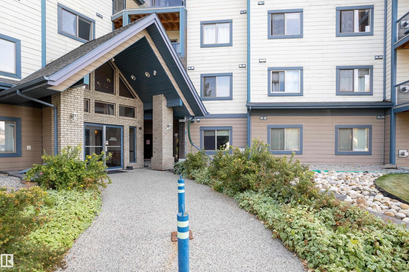 Property Photo:  2903 Rabbit Hill Road NW 324  AB T6R 3A3 
