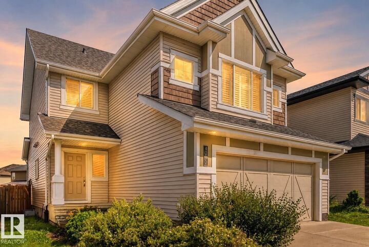 Property Photo:  4212 Charles Close SW  AB T6W 0Z5 