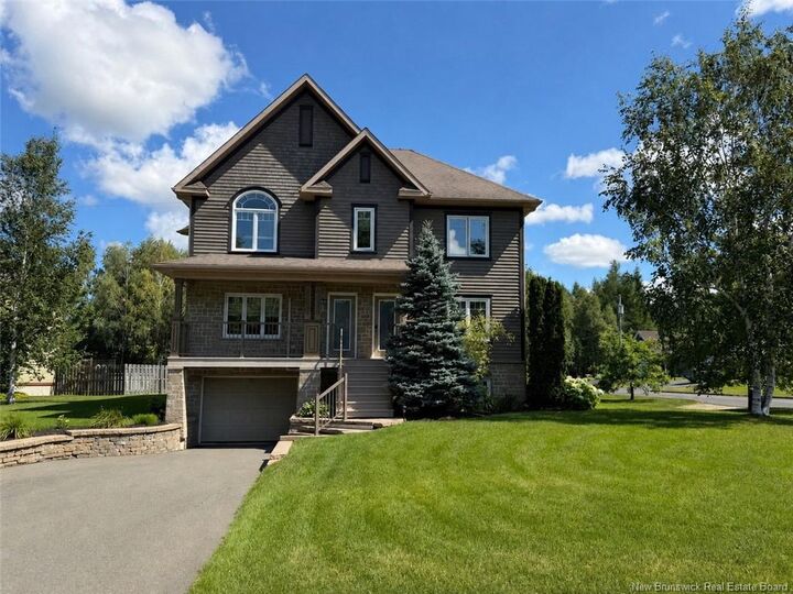 120 Hubert Street — photo 1