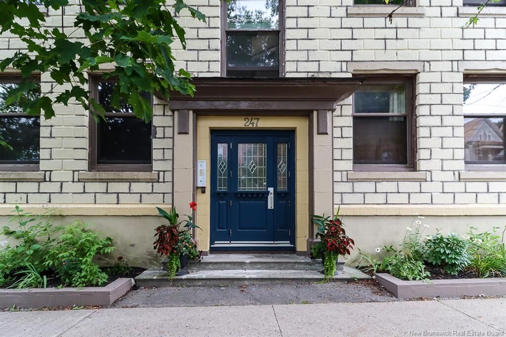 Property Photo:  247 Germain Street 1  NB E2L 2G5 