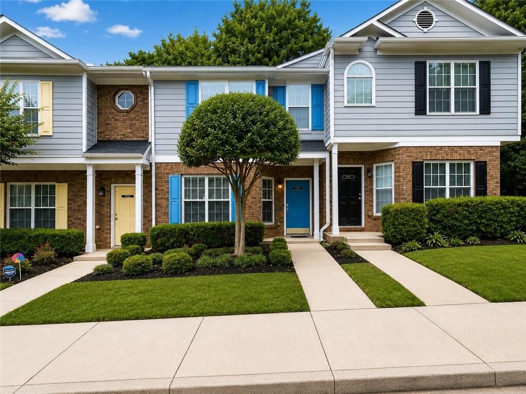 Property Photo: 2523 Walden Lake Drive GA 30035