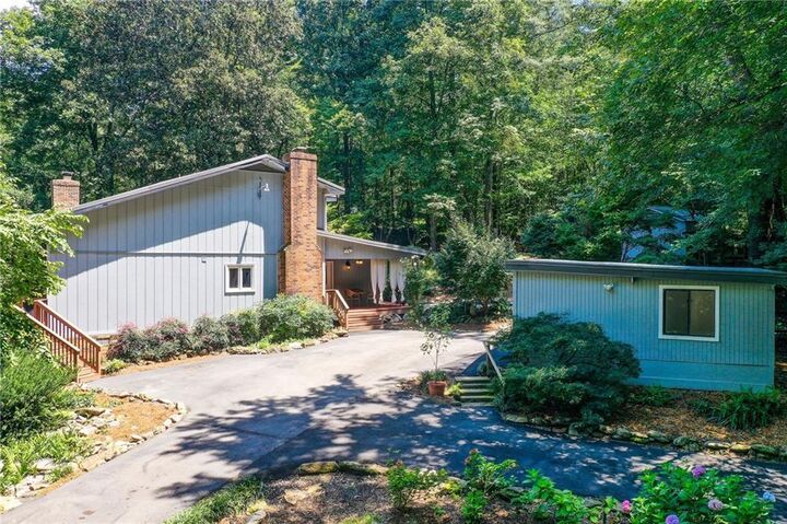 Property Photo: 655 Mays Road GA 30281