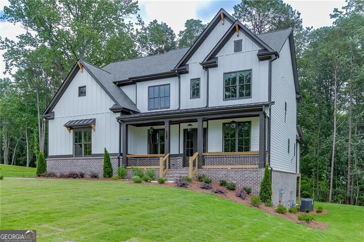 Property Photo:  5370 Settingdown Road  GA 30041 