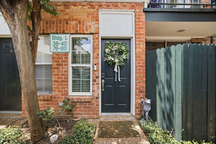 Property Photo: 3400 Timmons Lane 80 TX 77027