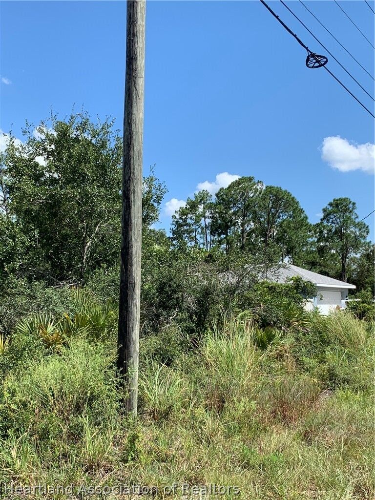 Property Photo: 10012 S Orange Blossom Boulevard FL 33875