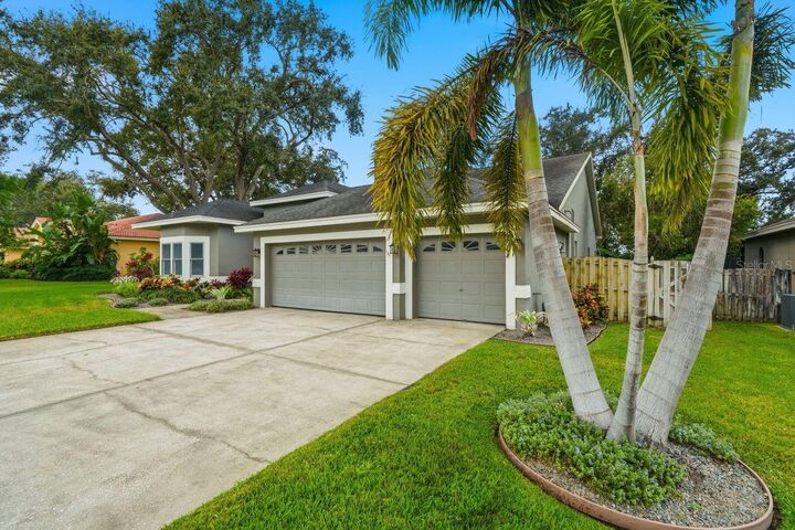 Property Photo:  700 Westfield Court  FL 34698 