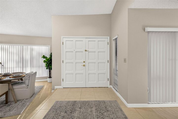 Property Photo:  10918 Gillette Avenue  FL 33617 