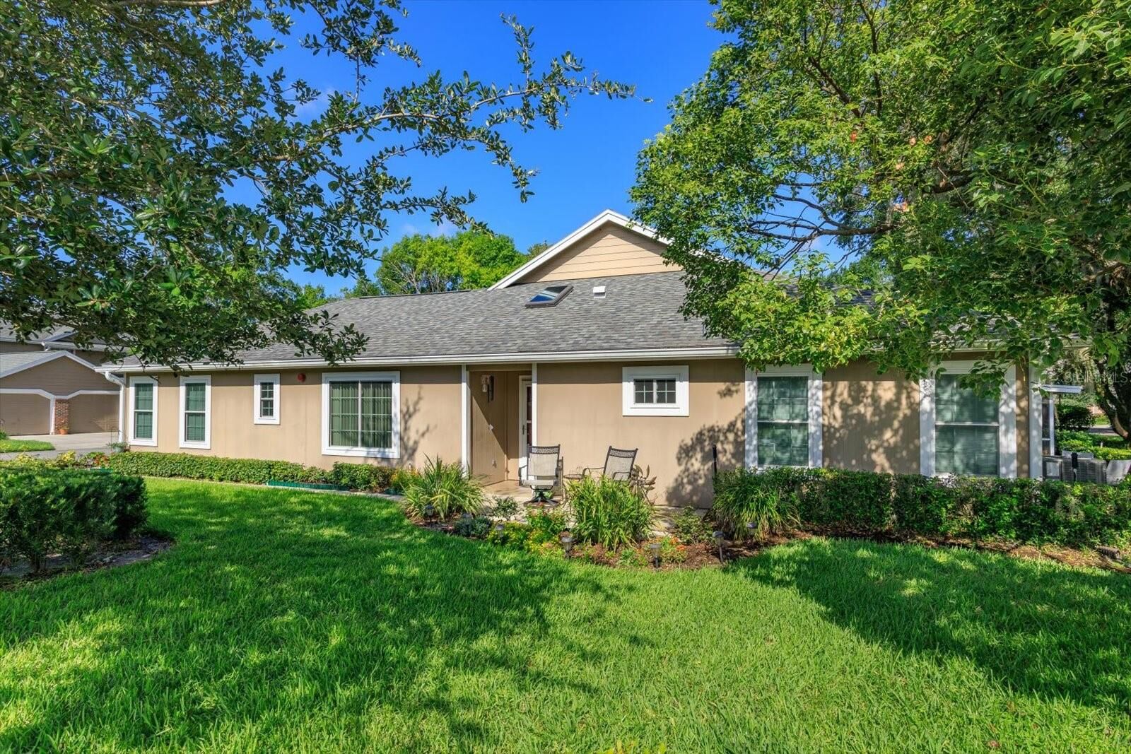 Property Photo: 678 Scarlet Oak Circle 114 FL 32701