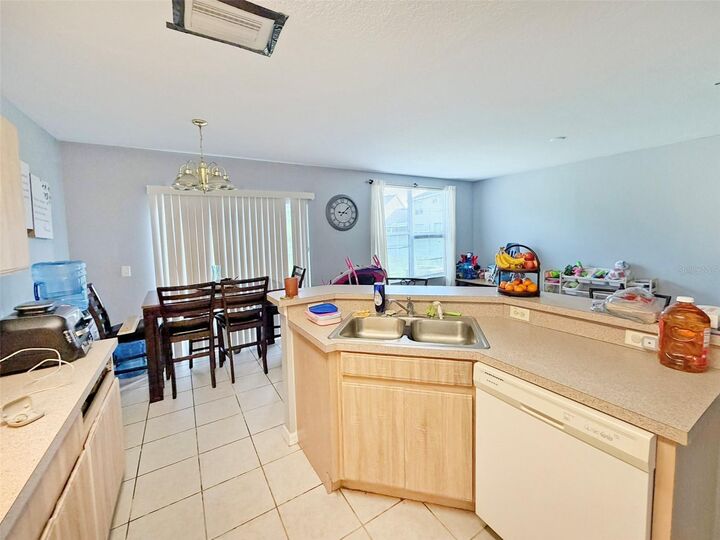 Property Photo: 6225 Olivedale Drive FL 33578