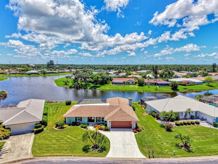 Property Photo:  1830 Raintree Lane  FL 34293 