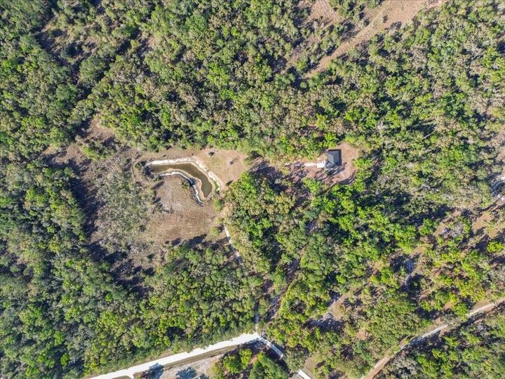 Property Photo:  957 NE 354th Avenue  FL 32680 