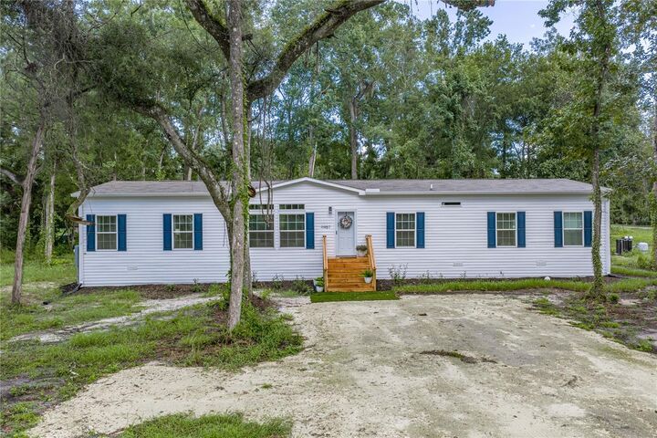 Property Photo: 11957 SW 35th Street FL 33597