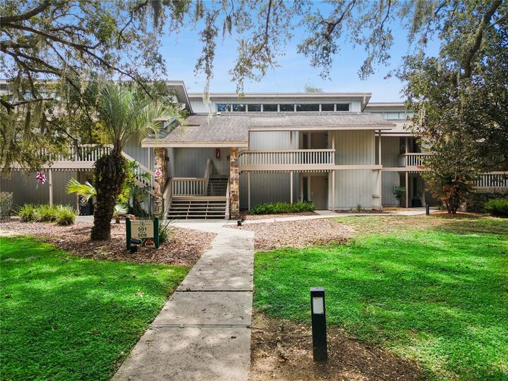 Property Photo:  507 Maple Leaf Court N/A  FL 33844 
