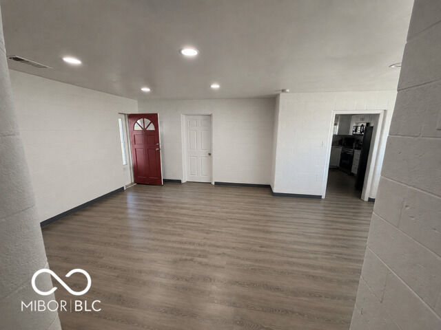 Property Photo: 207 N 4th Street N IN 46036