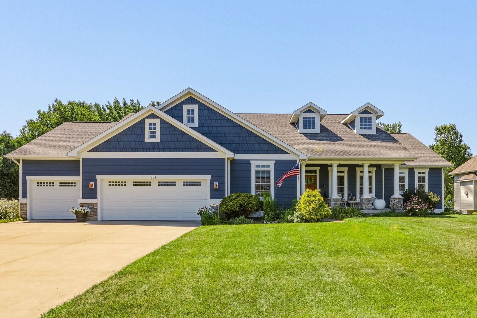 Property Photo:  334 Queens Creek Drive  MI 48734 