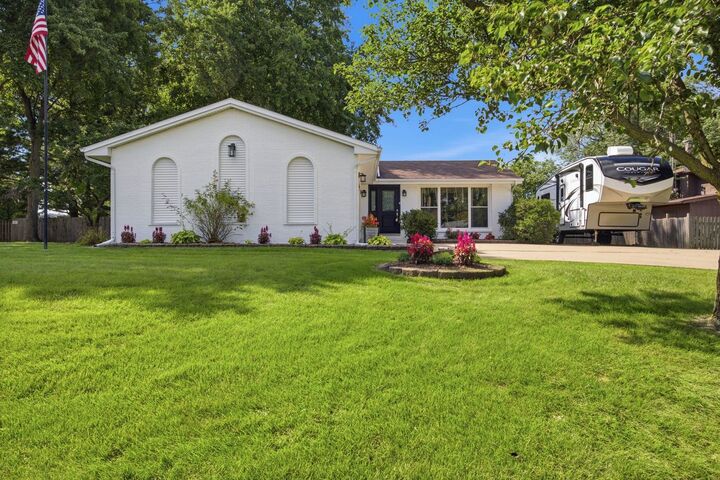 Property Photo:  15162 S Thomas Court  IL 60544 