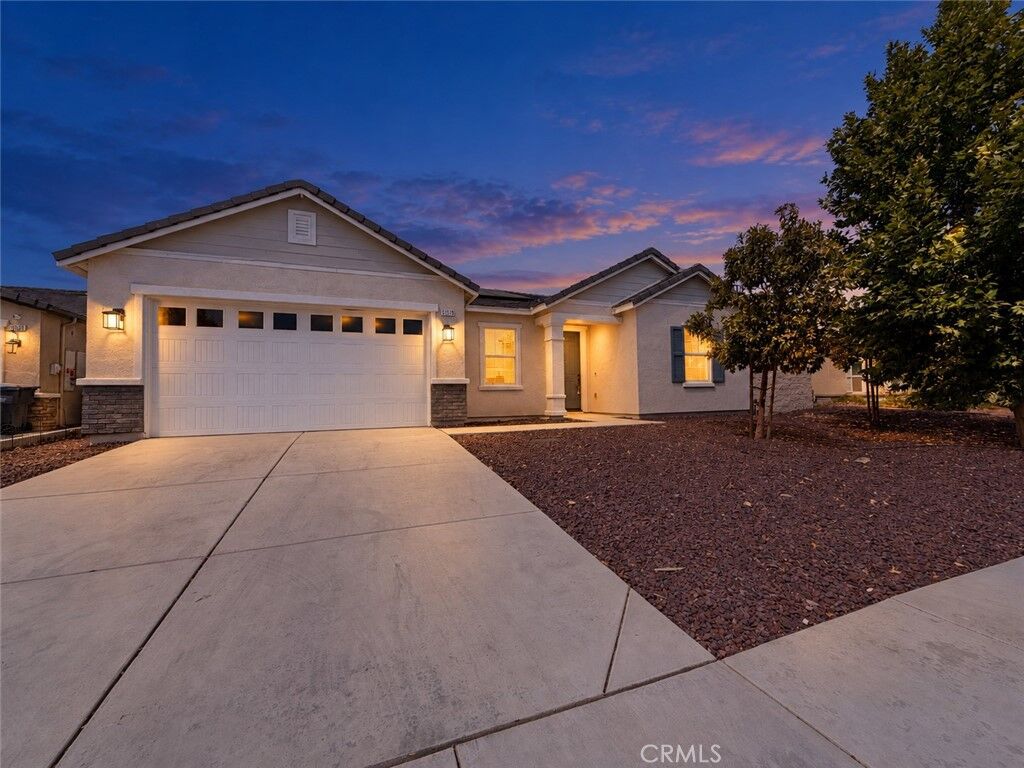 Property Photo:  31519 Buckeye Way  CA 92584 