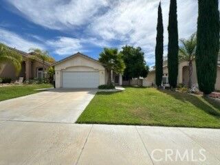 Property Photo: 33247 Avenida Bicicleta CA 92592