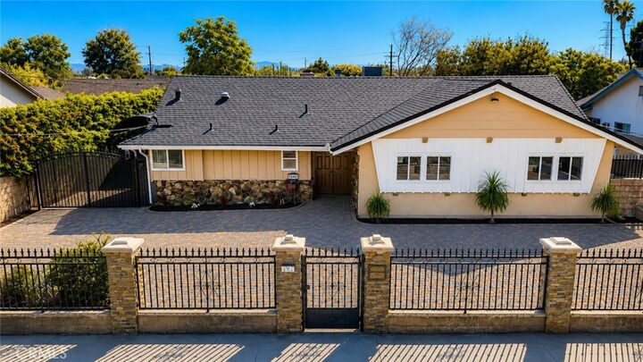 Property Photo:  9243 Cayuga  CA 91352 