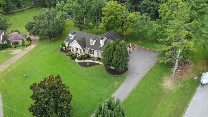 Property Photo:  103 Ridgemar Trl  TN 37075 