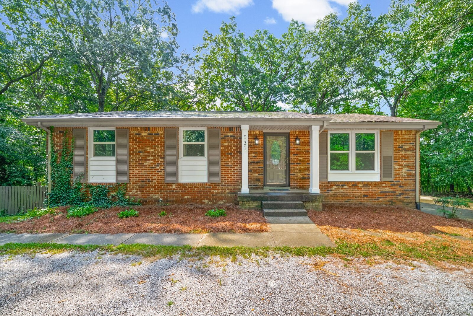 Property Photo: 530 Old Highway 48 TN 37040