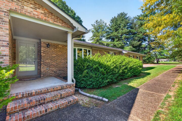 Property Photo: 102 Picard Dr TN 37388