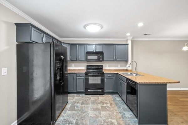 Property Photo: 357 Sam Houston Cir TN 37040