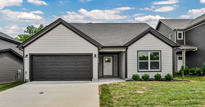 Property Photo:  2669 Brewster Dr  TN 37042 