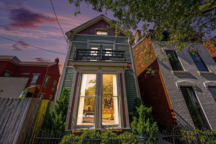 Property Photo:  210 E 8th Street  KY 41011 