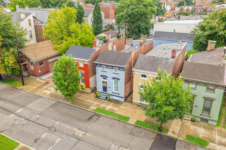 Property Photo:  318 E 7th Street  KY 41071 