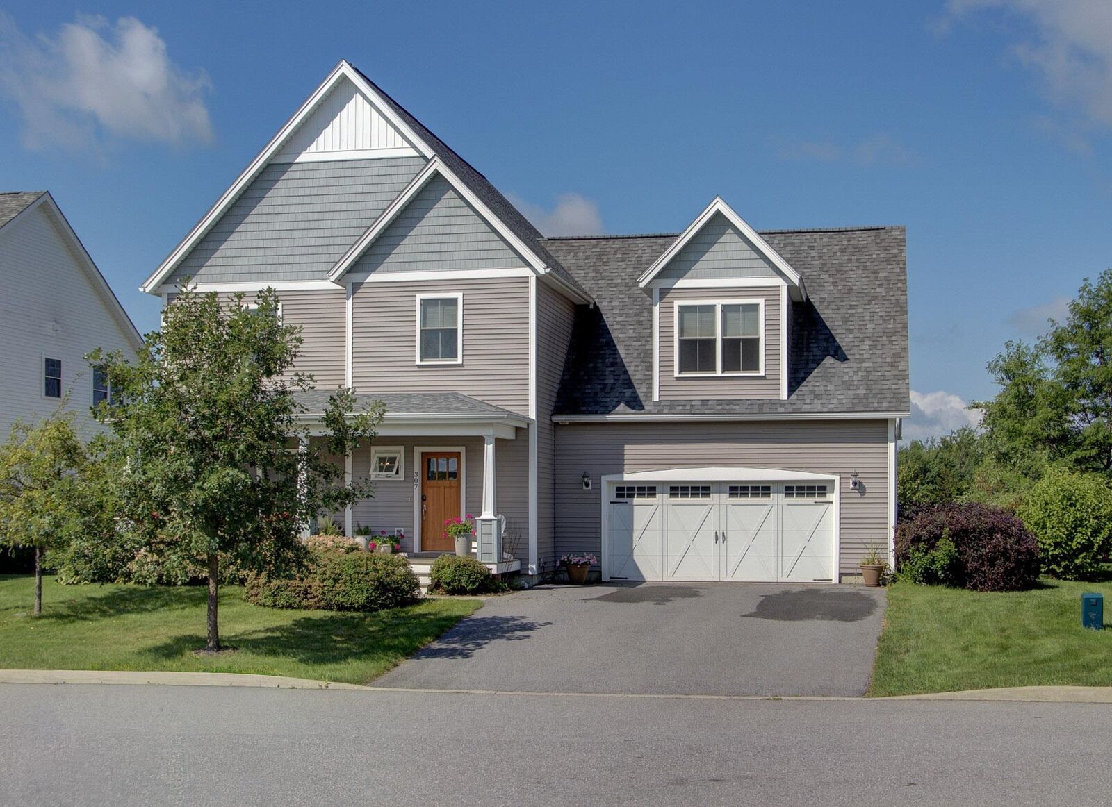 Property Photo:  307 Rye Circle  VT 05403 
