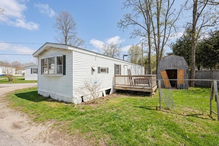 Property Photo:  9 Starting Gate Lane  NH 03451 