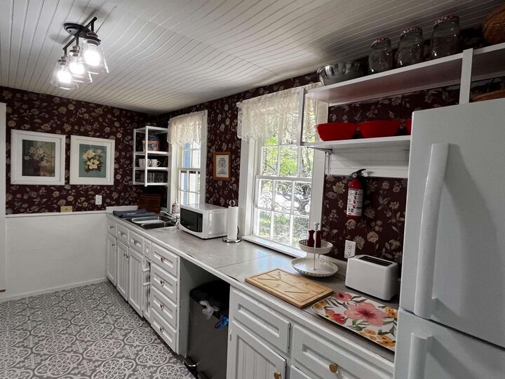 Property Photo:  172 Water Street  NS B0T 1W0 