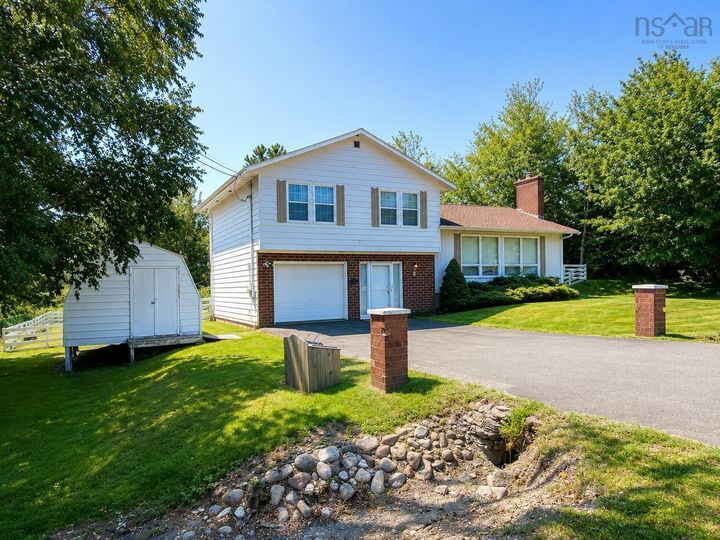 Property Photo:  8 Victoria Hill  NS B1R 1P1 