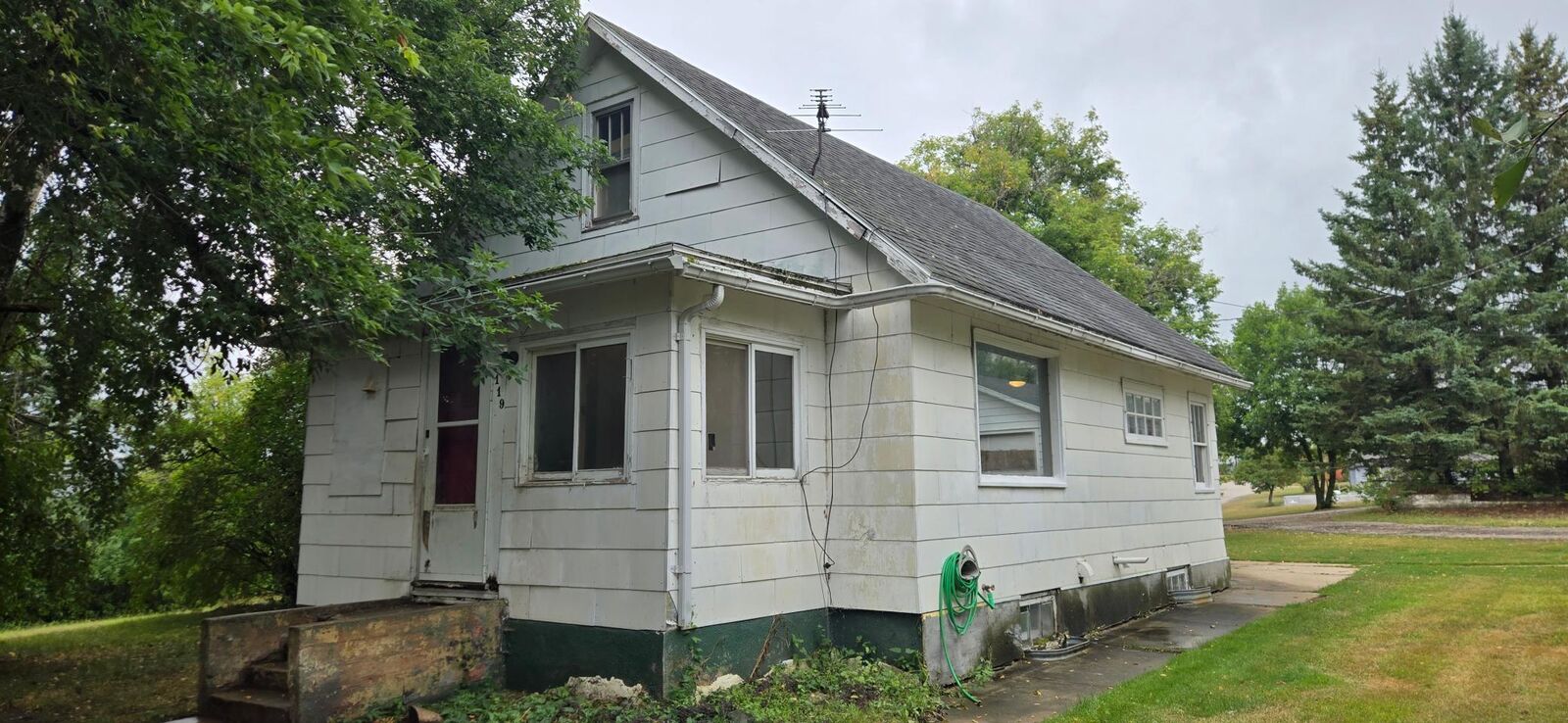 Property Photo:  119 Red Lake Avenue SW  MN 56621 