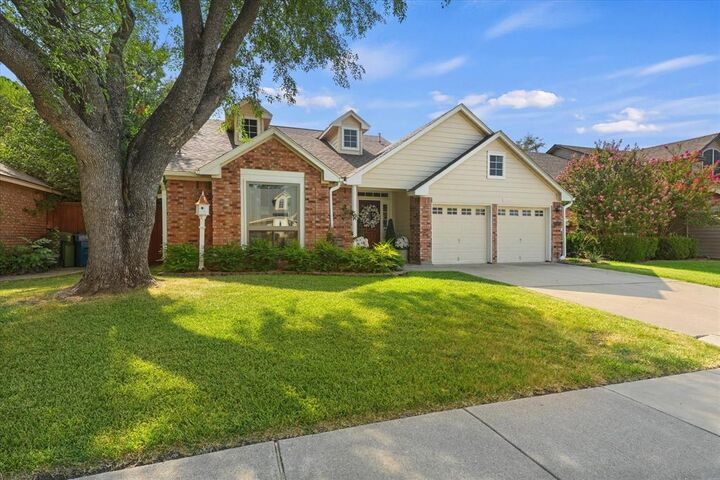 Property Photo:  2008 Frontier Trail  TX 75067 