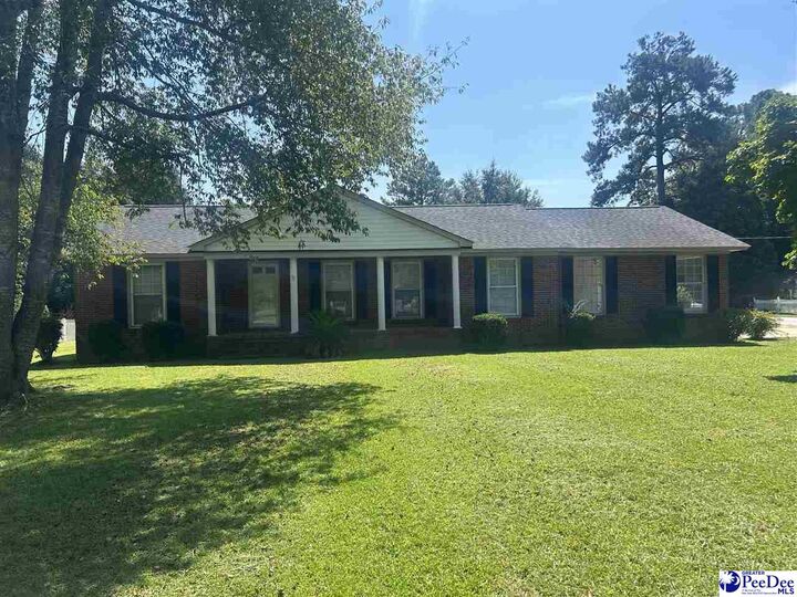 Property Photo:  2112 Rosemary Ave  SC 29505 