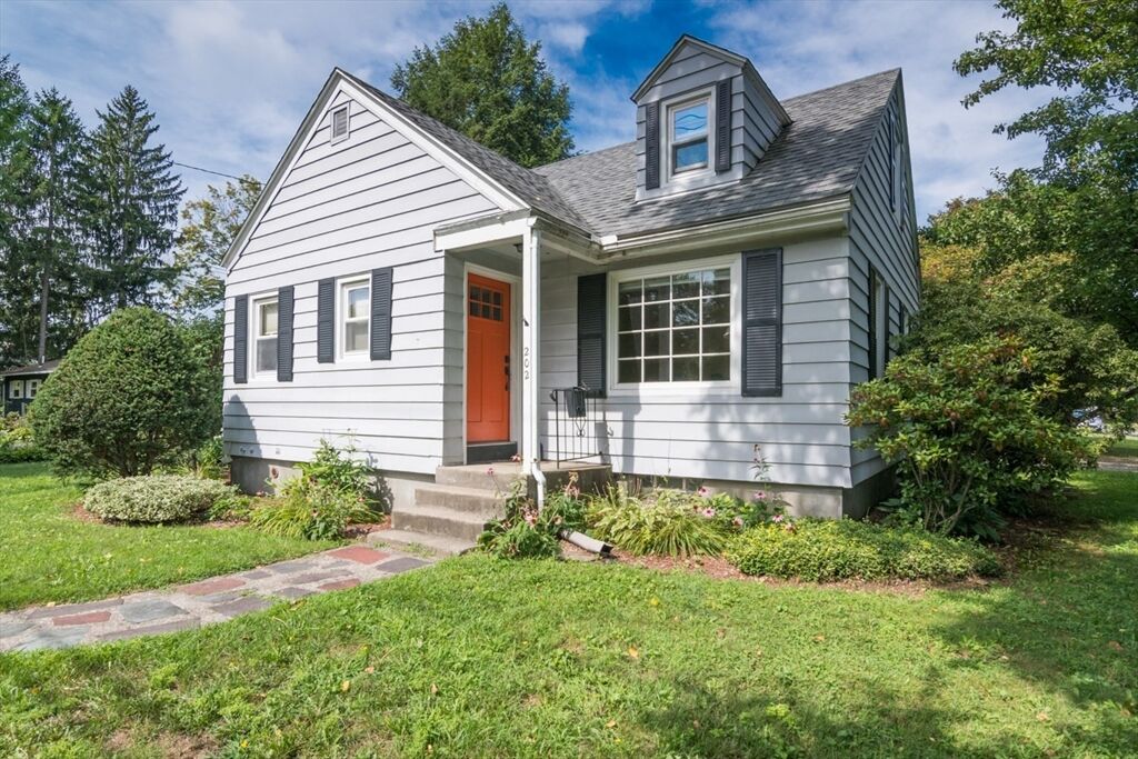 Property Photo:  202 Jackson St  MA 01060 