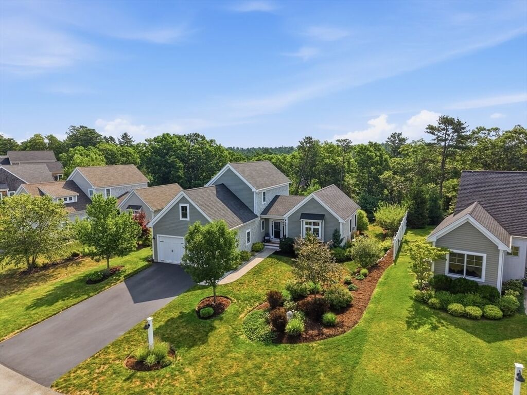 Property Photo:  48 Inkberry Ln  MA 02360 