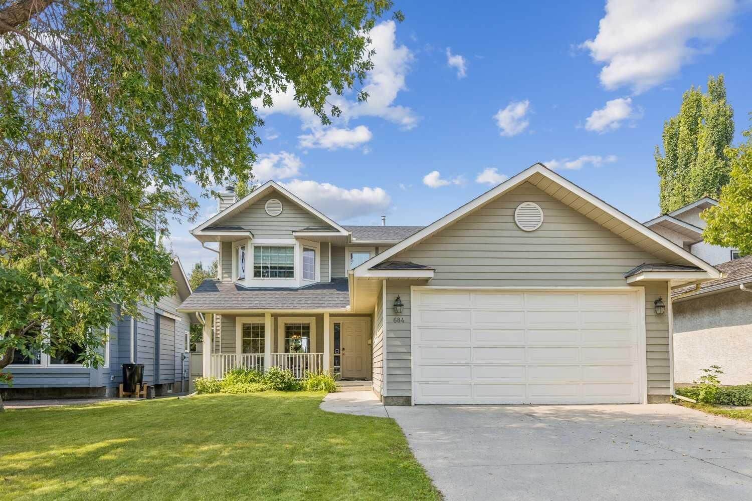 Property Photo:  684 Sunmills Drive SE  AB T2X 2Y9 