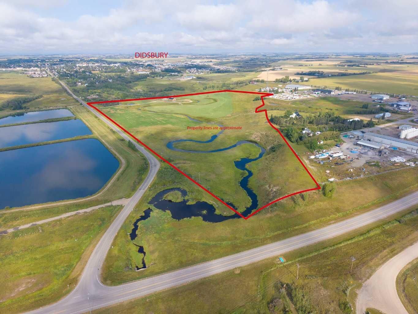Property Photo: 1438 Township Road 312A Road AB T0M 0W0