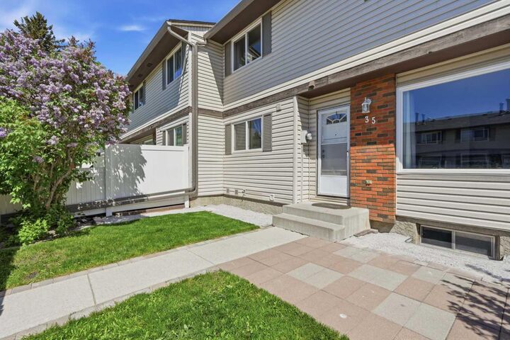 Property Photo:  740 Bracewood Drive SW 35  AB T2W 3N3 