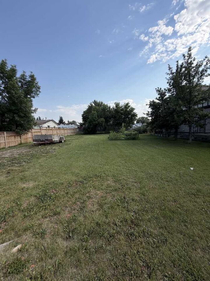Property Photo: 188 East 100 South AB T0K 2S0