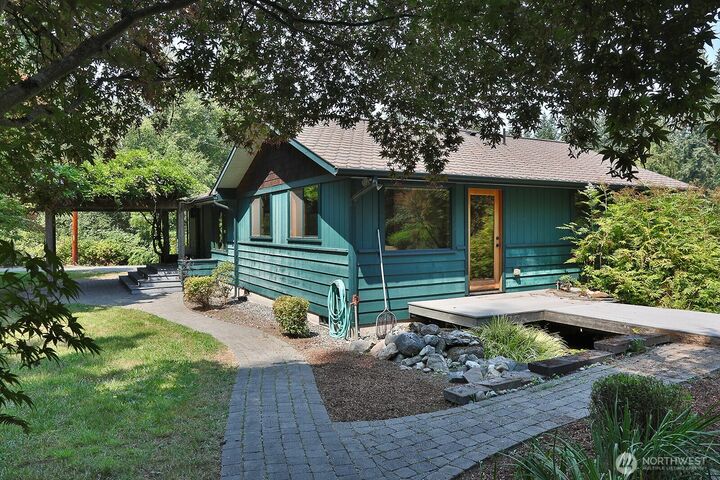 Property Photo: 19424 SR 525 WA 98249