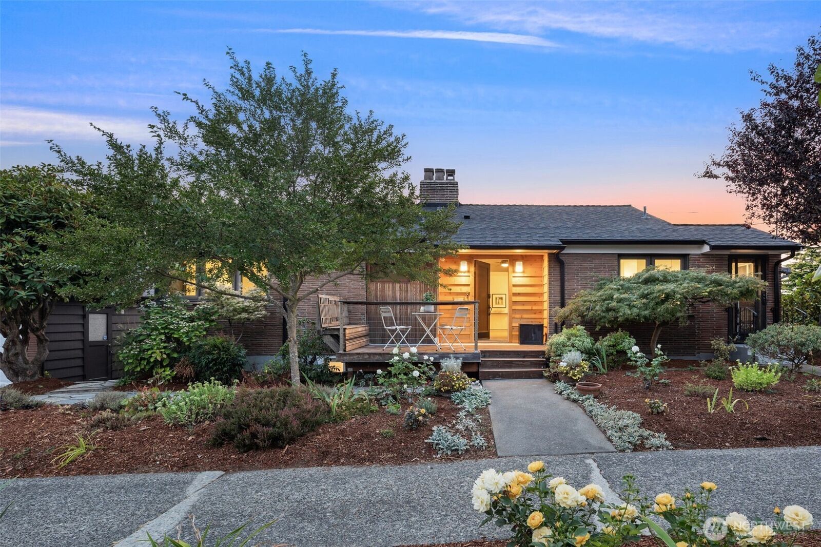 Property Photo:  5903  36th Avenue SW  WA 98126 
